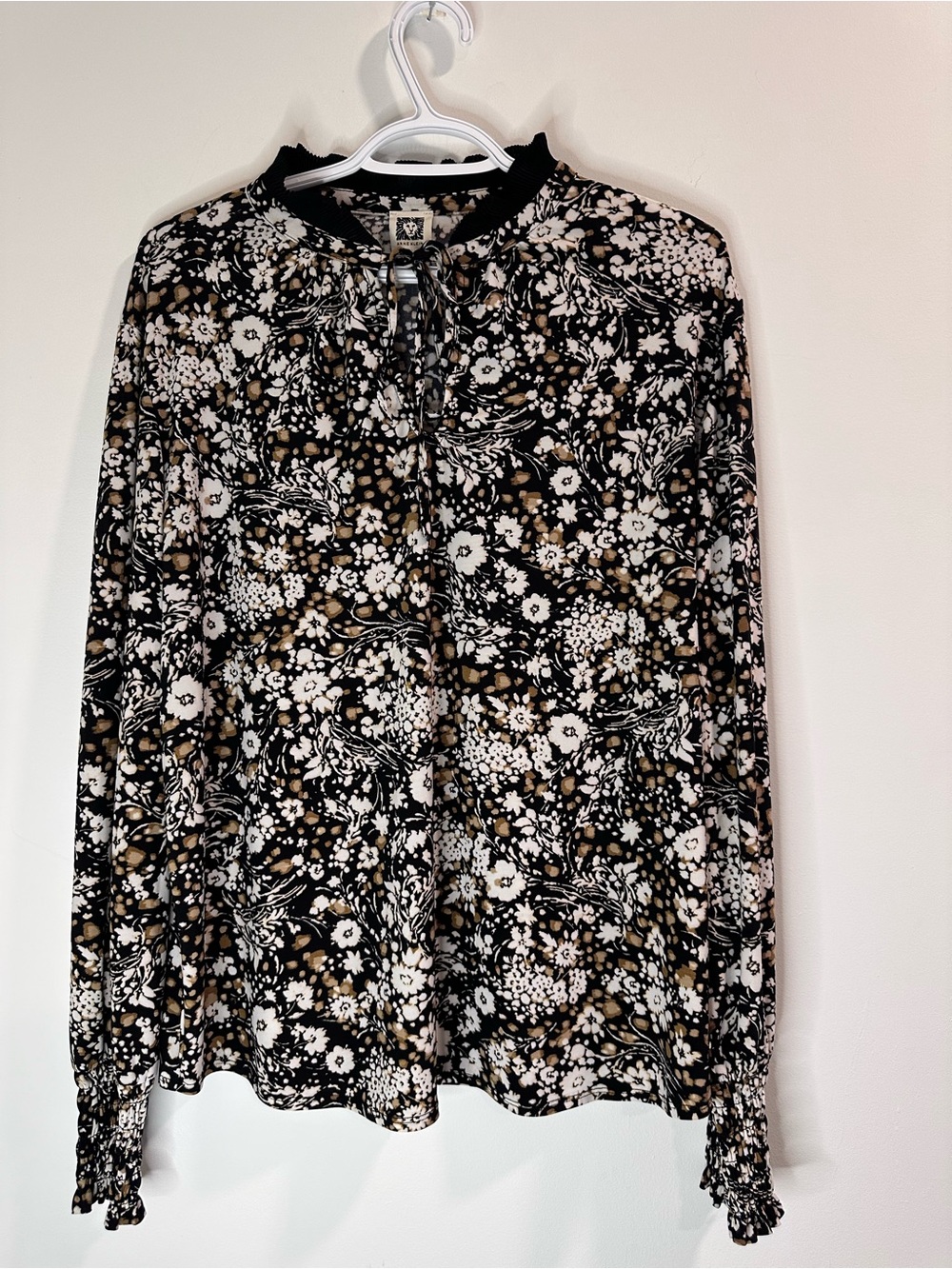 Anne Klein Black Floral Long-Sleeve Tie-Neck Blouse
